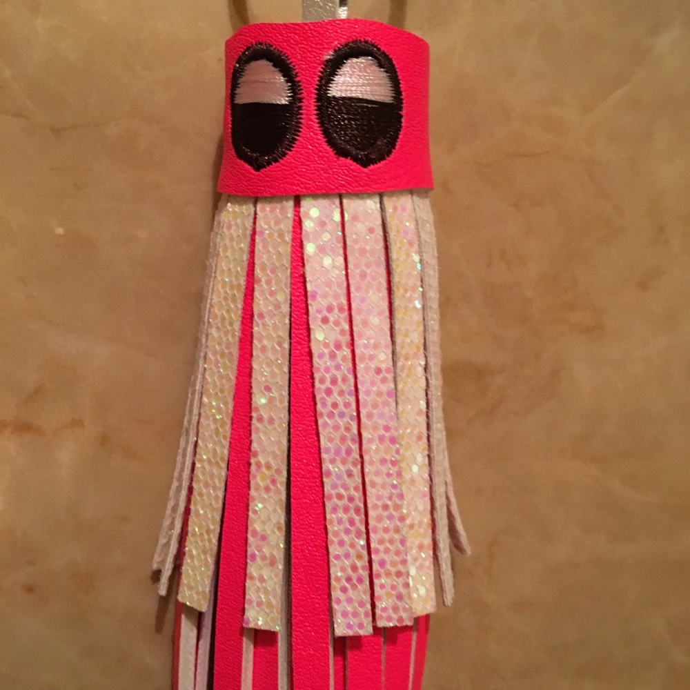 Googly Eye 3 Layer Tassel Charm/Keychain - Picture 5 of 6